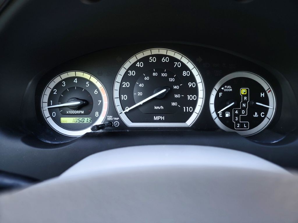 2004 Toyota Sienna Image 5