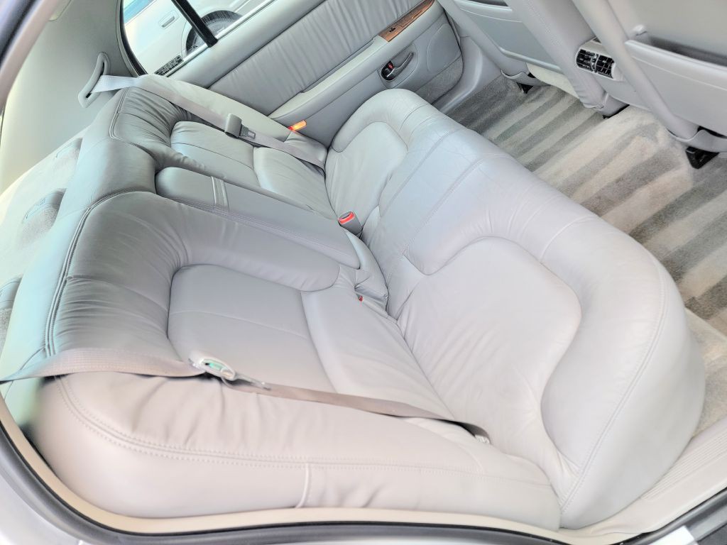 2001 Buick Park Avenue Image 20