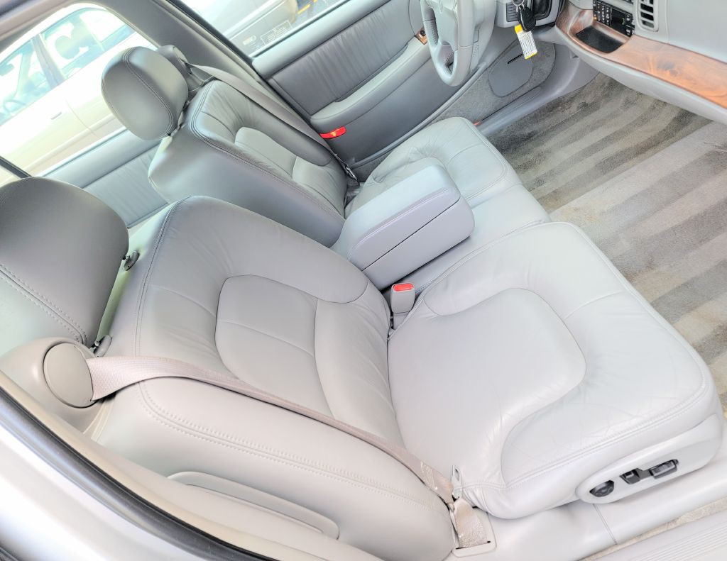 2001 Buick Park Avenue Image 23