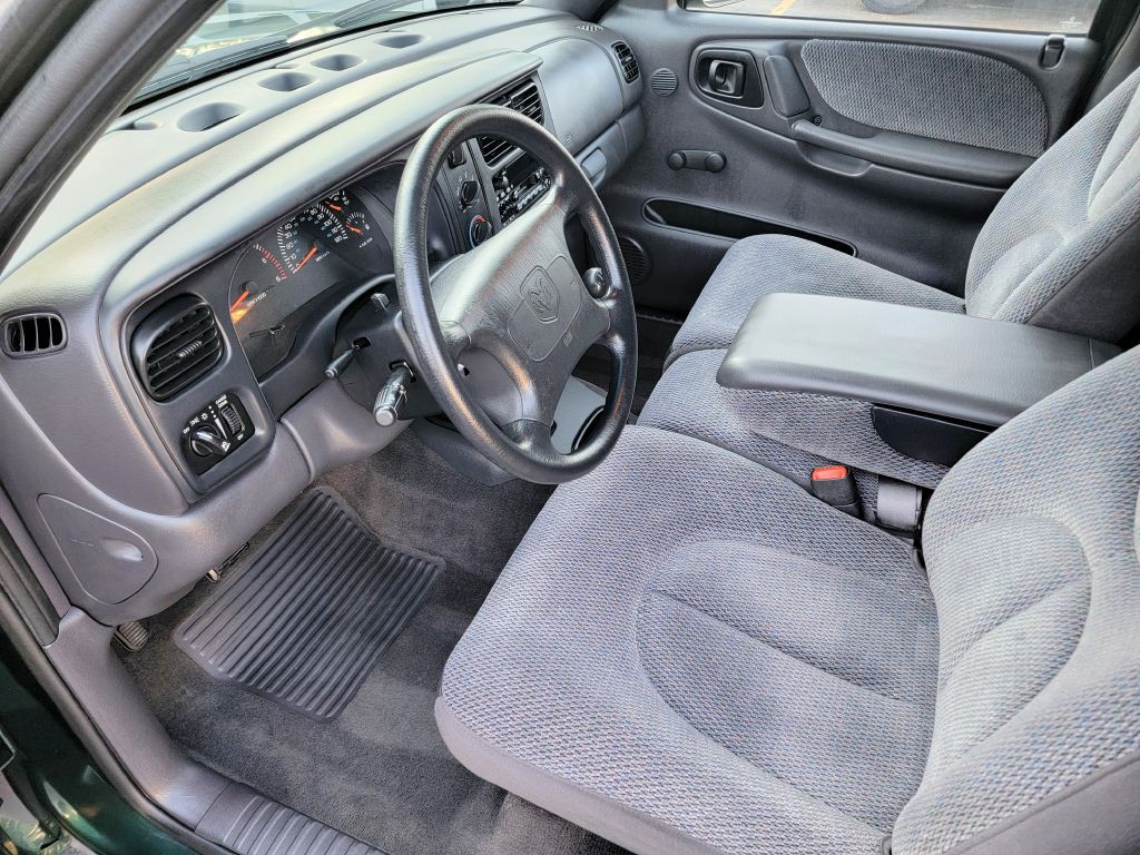 1999 Dodge Dakota Image 24