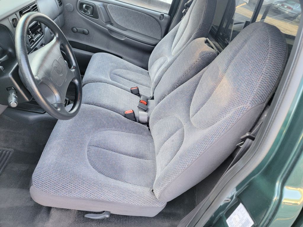 1999 Dodge Dakota Image 35