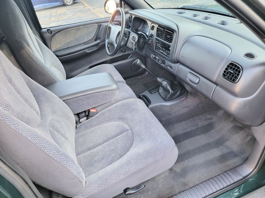 1999 Dodge Dakota Image 39