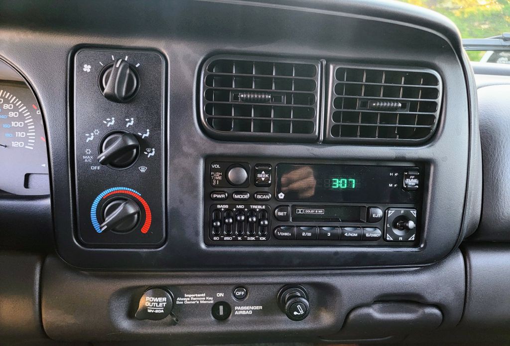 1999 Dodge Dakota Image 51