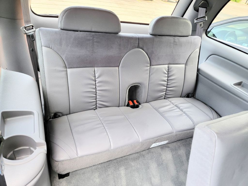 1999 Dodge Durango Image 25