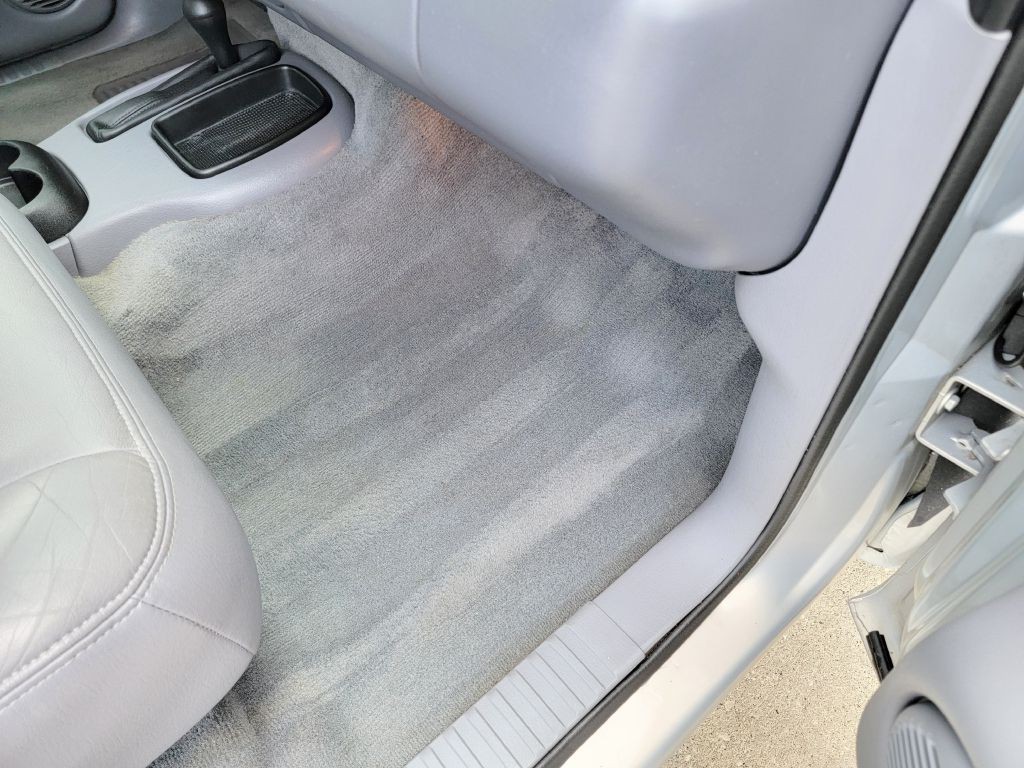 1999 Dodge Durango Image 31