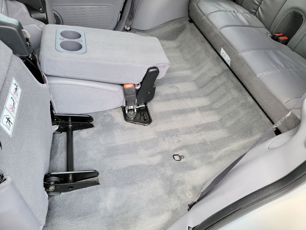 1999 Dodge Durango Image 40