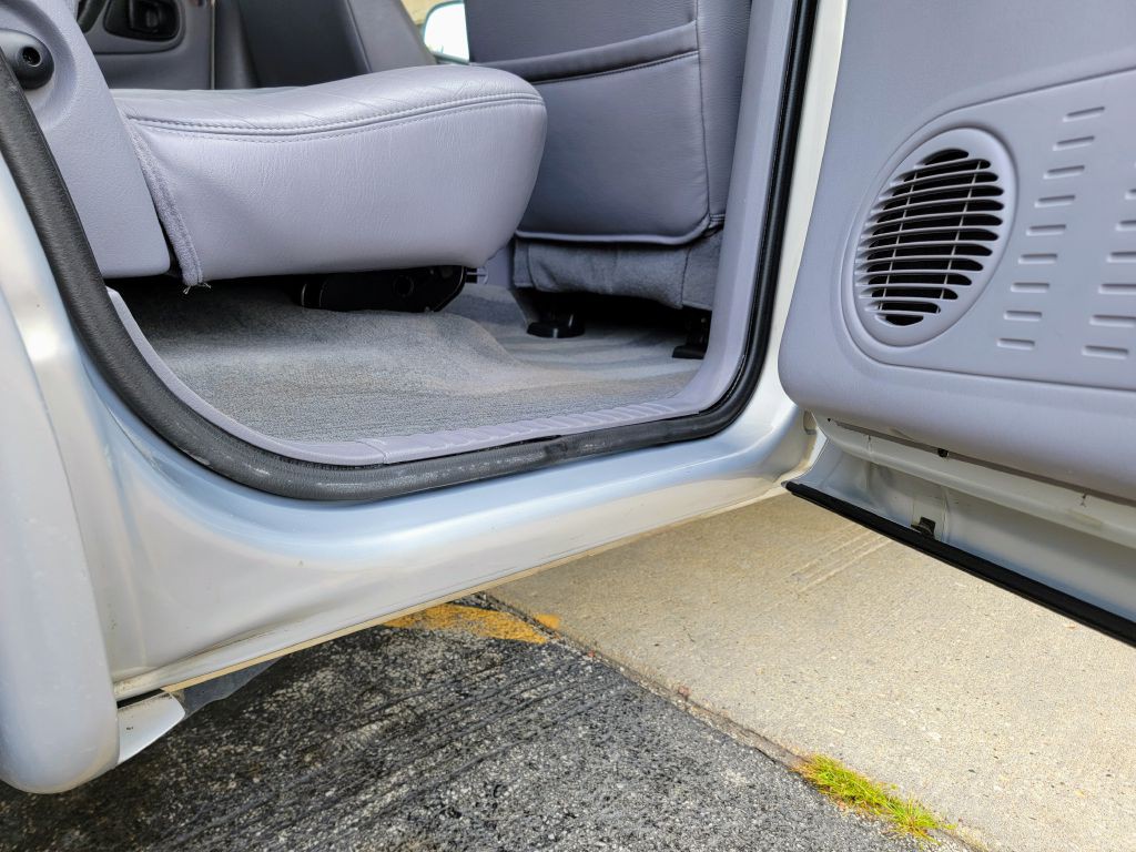 1999 Dodge Durango Image 52
