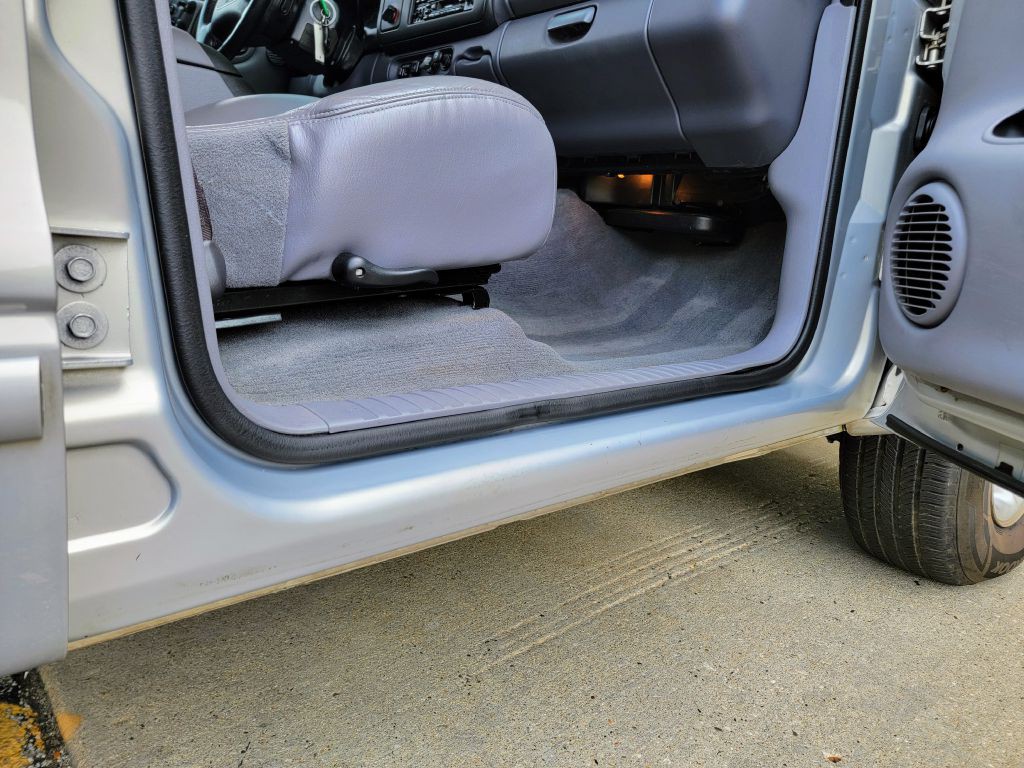 1999 Dodge Durango Image 54