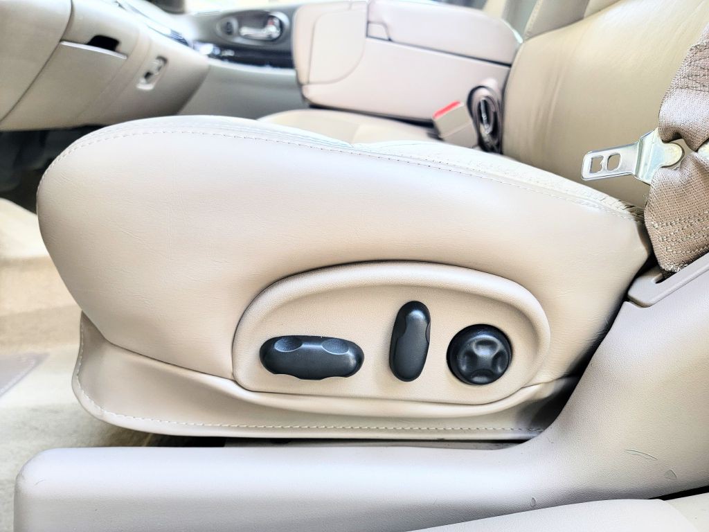 2003 Buick LeSabre Image 10