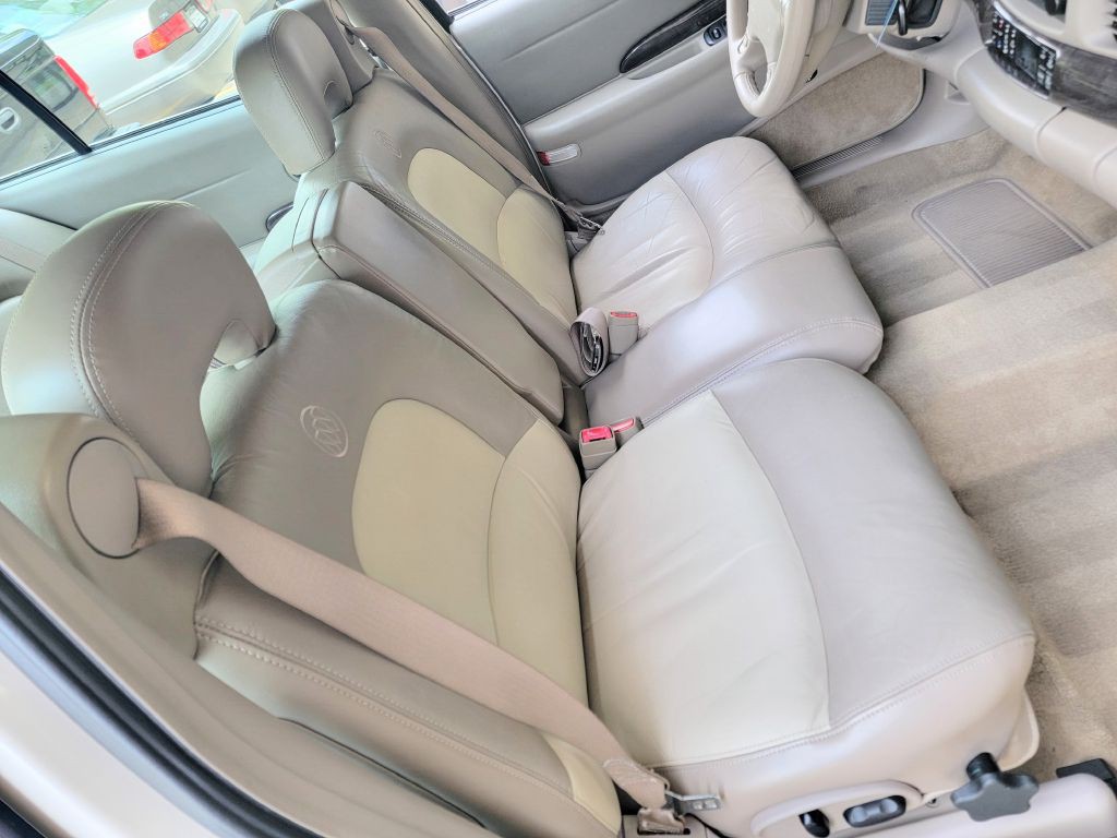 2003 Buick LeSabre Image 28