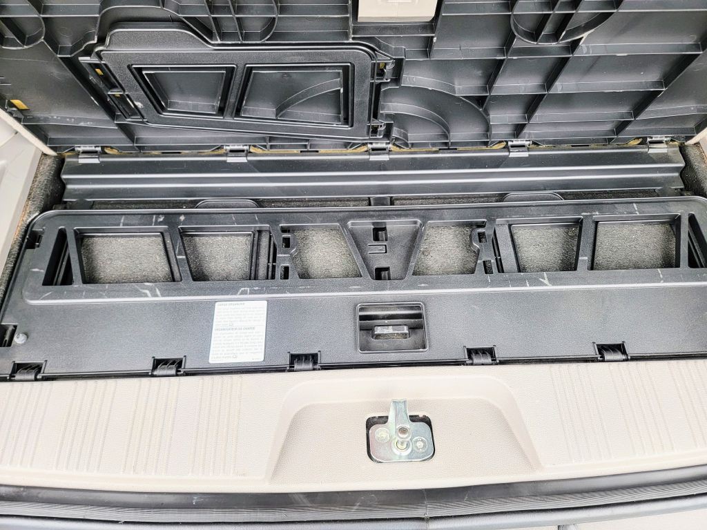 2004 Saturn Vue Image 10