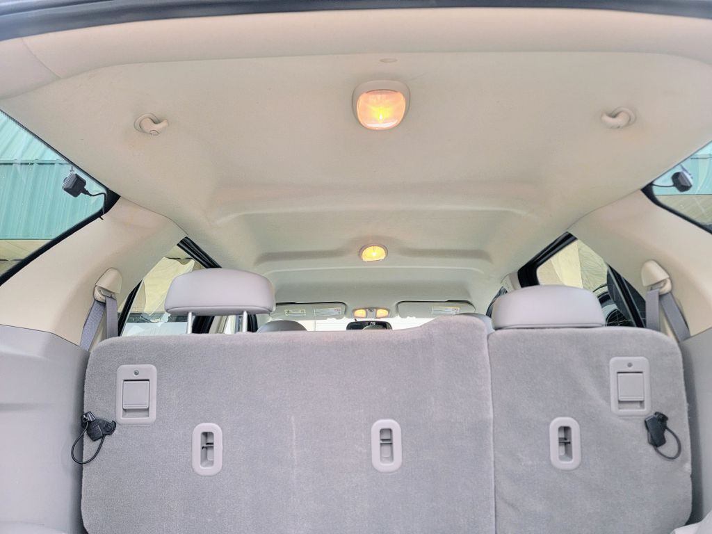 2004 Saturn Vue Image 11