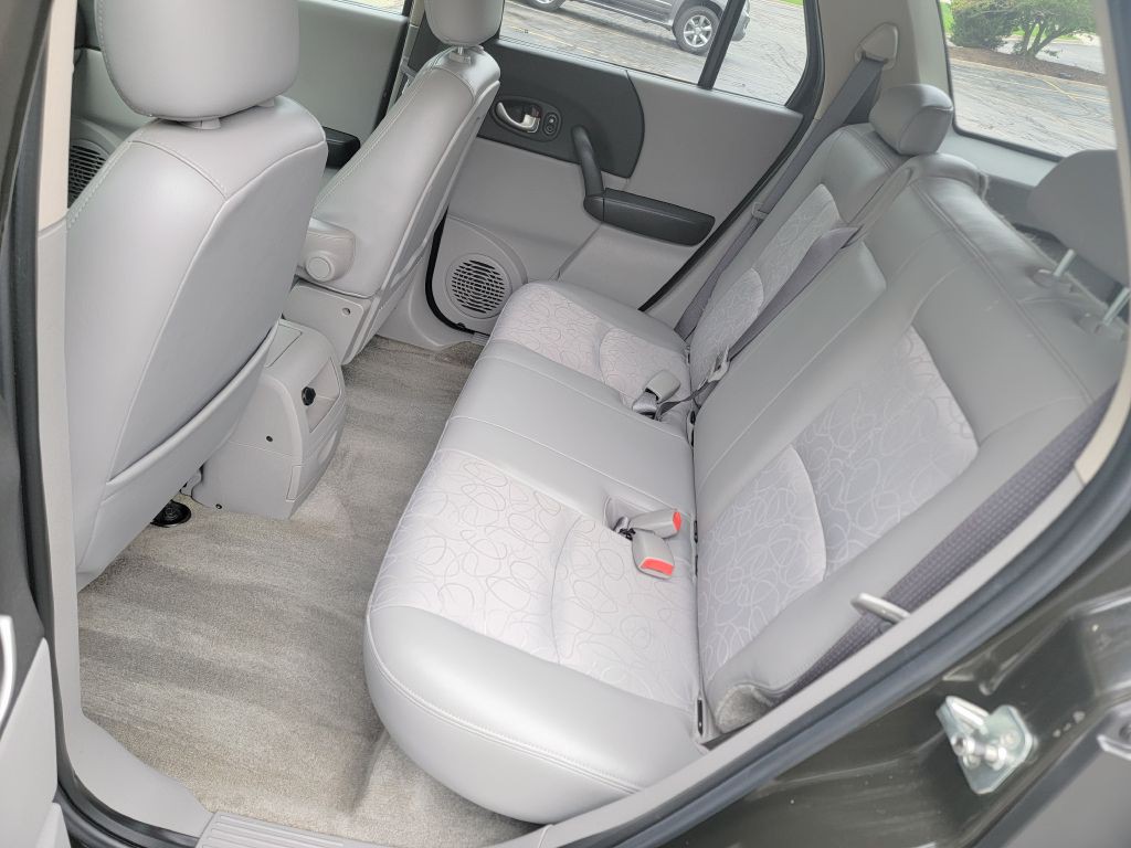 2004 Saturn Vue Image 13