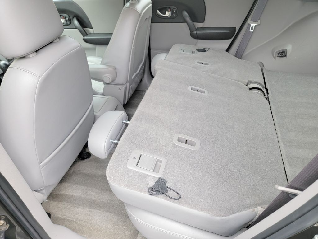 2004 Saturn Vue Image 28