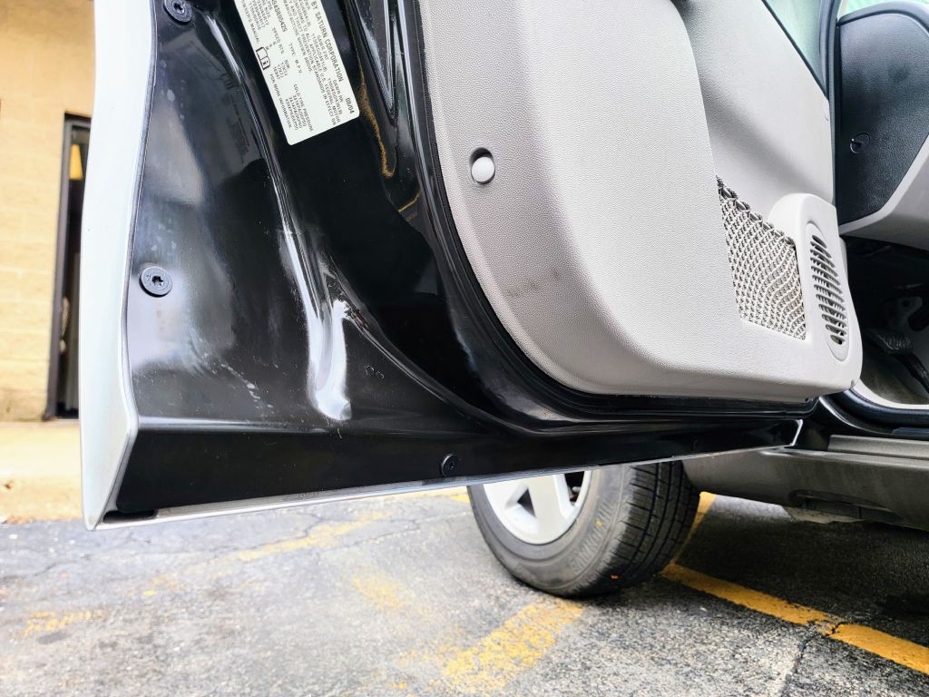 2004 Saturn Vue Image 38