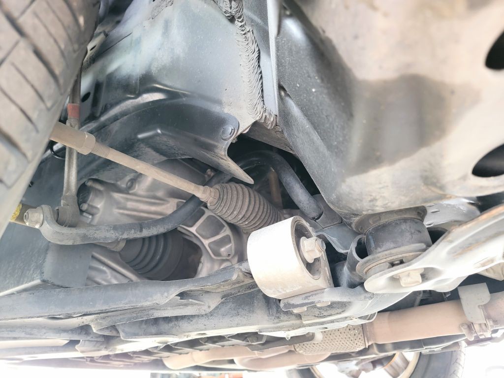 2004 Saturn Vue Image 48