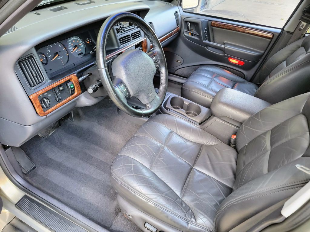 1997 Jeep Grand Cherokee Image 5