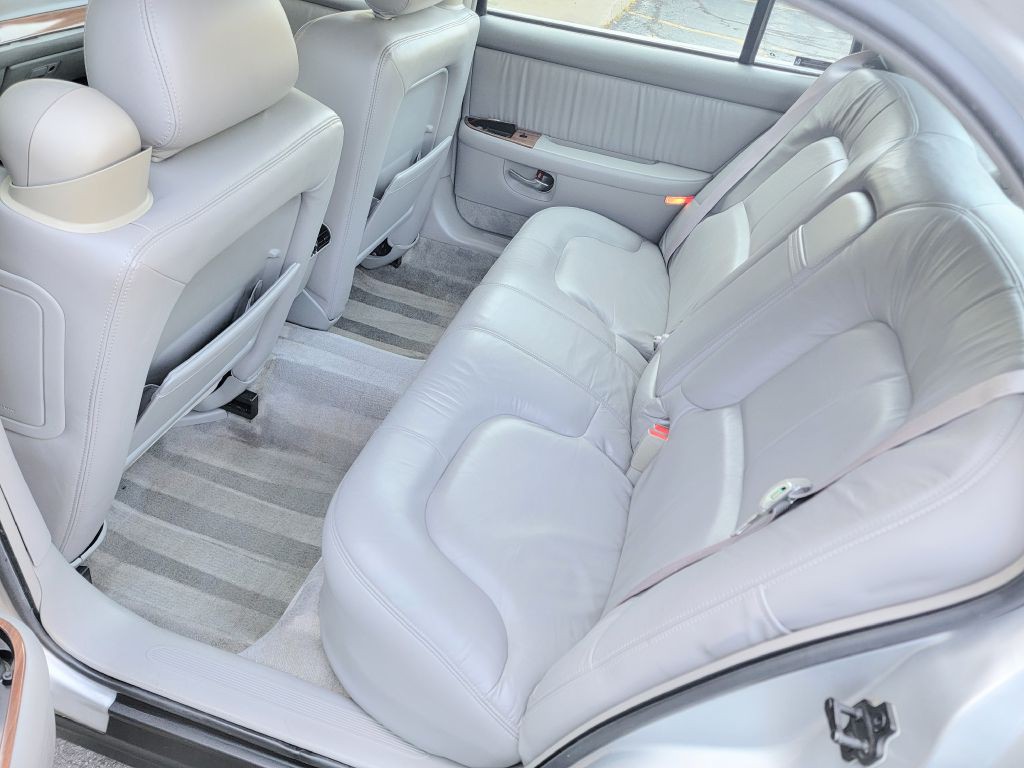 2002 Buick Park Avenue Image 14