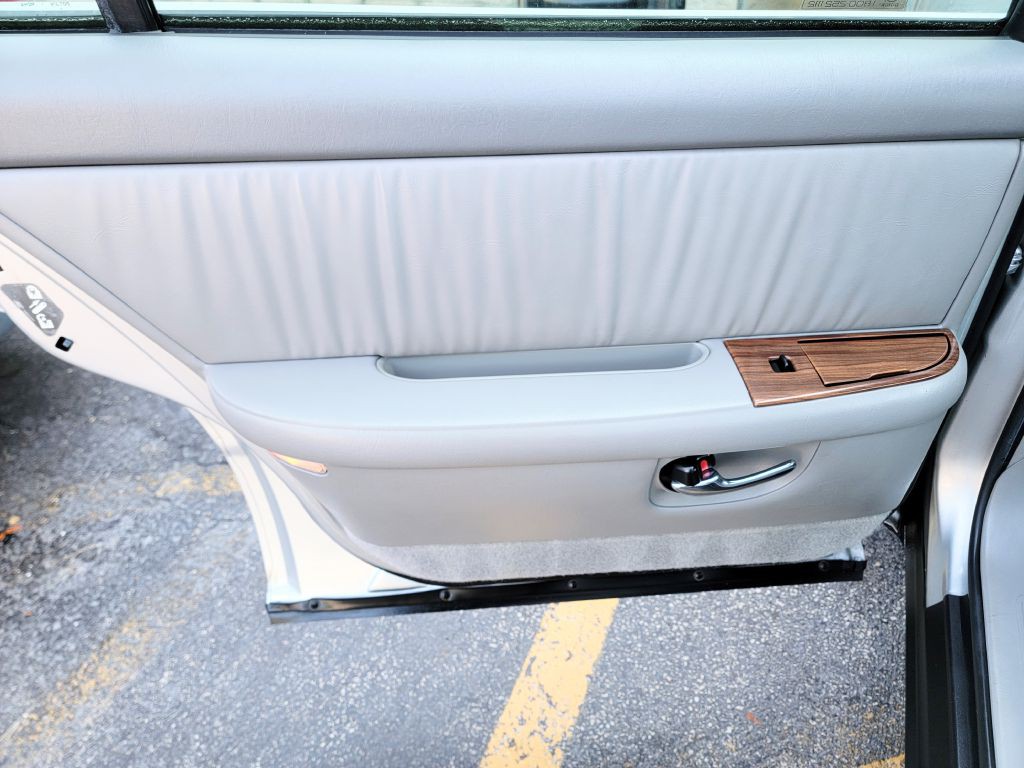 2002 Buick Park Avenue Image 15