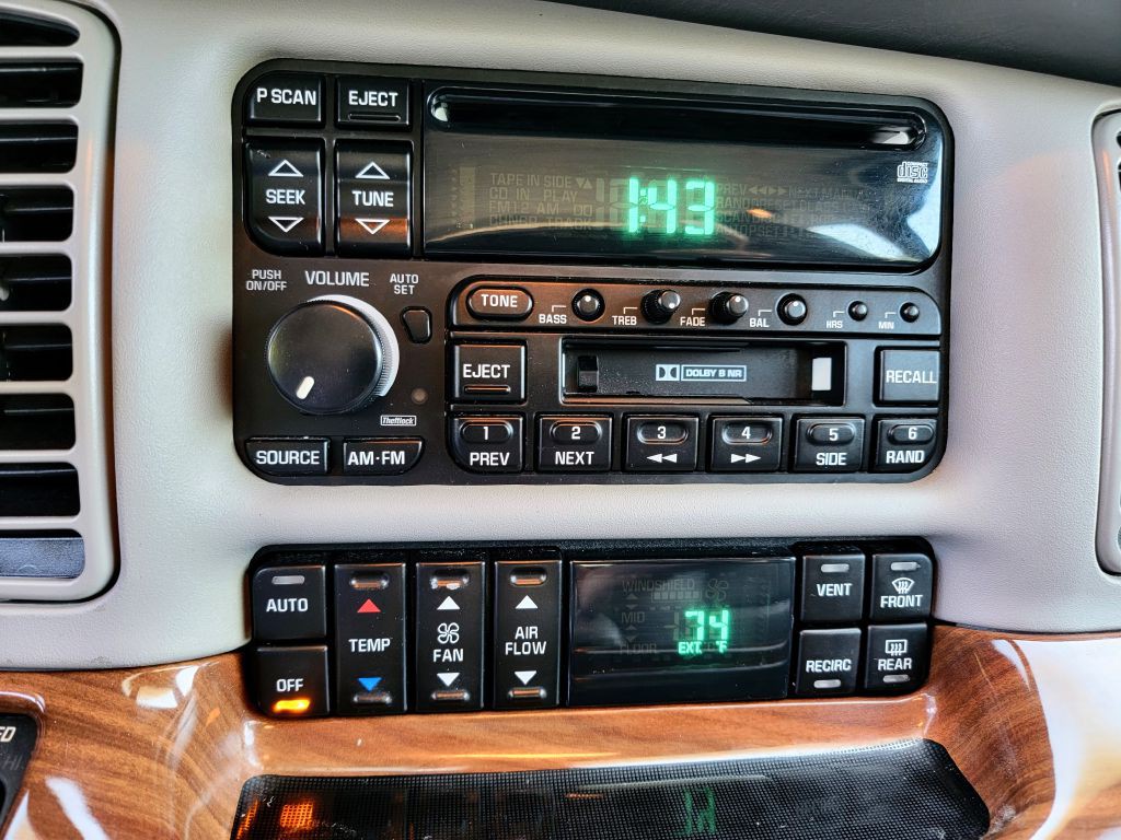2002 Buick Park Avenue Image 29