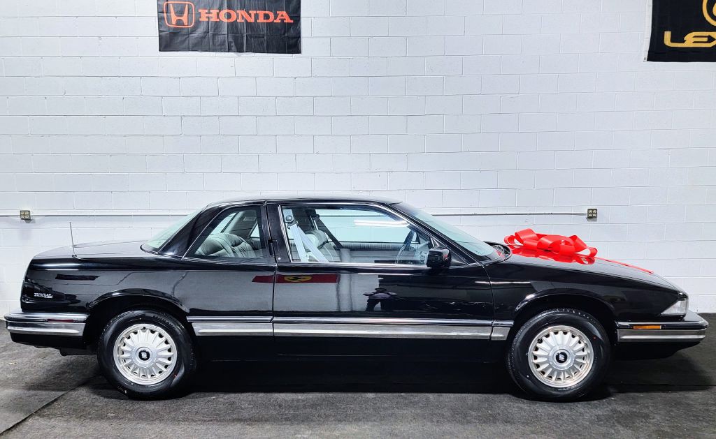 1994 Buick Regal Image 2