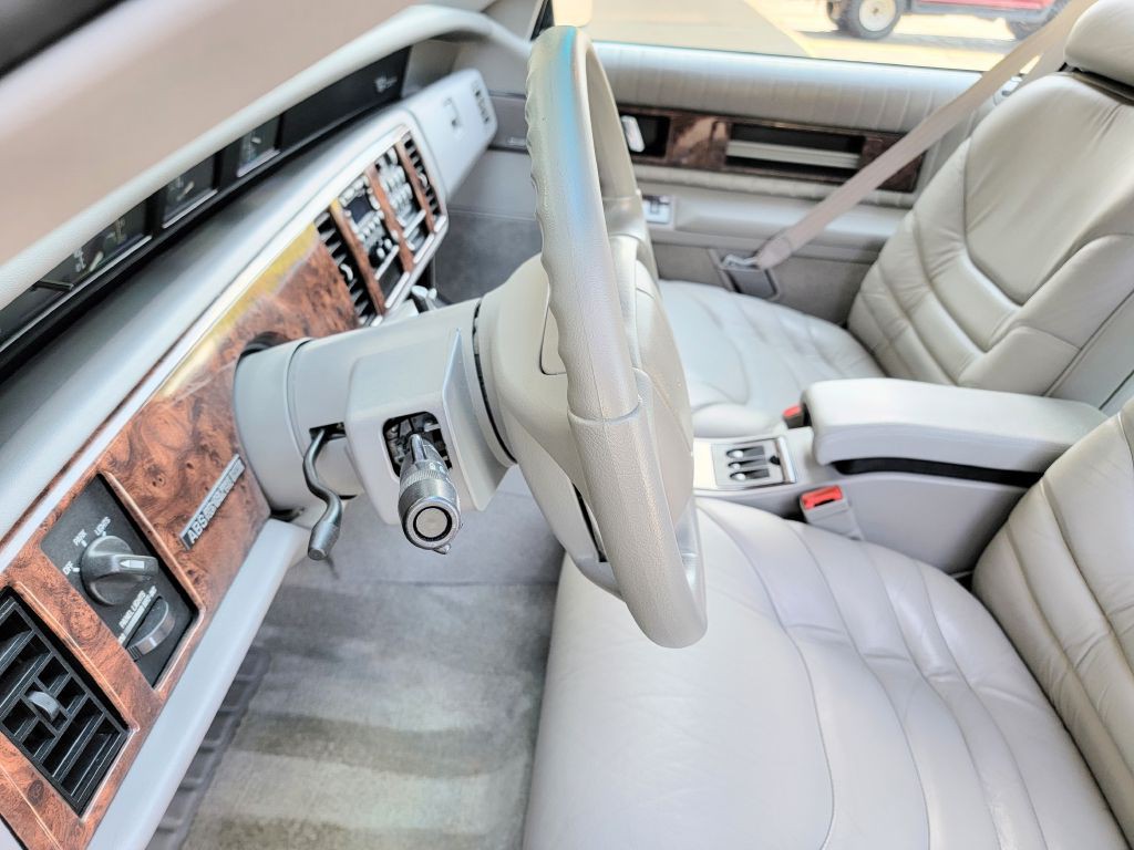 1994 Buick Regal Image 8