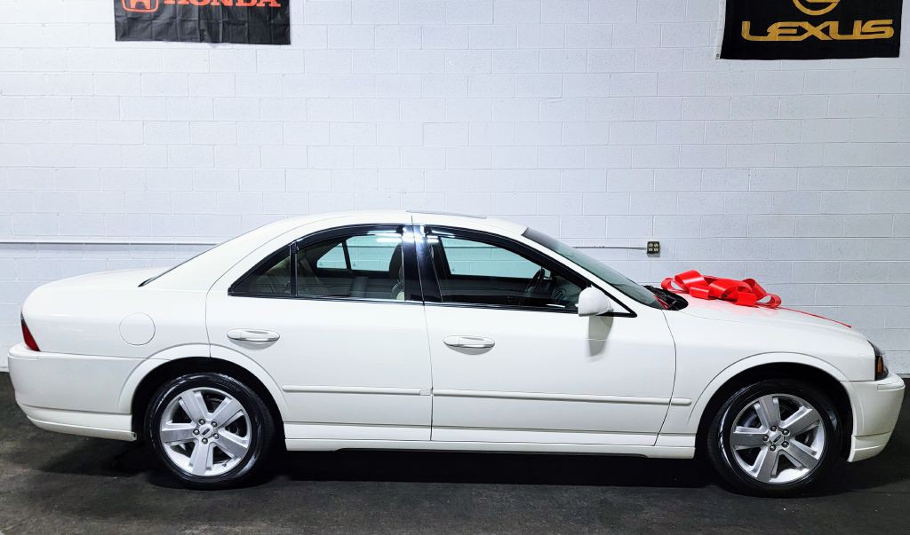 2006 Lincoln LS Image 2