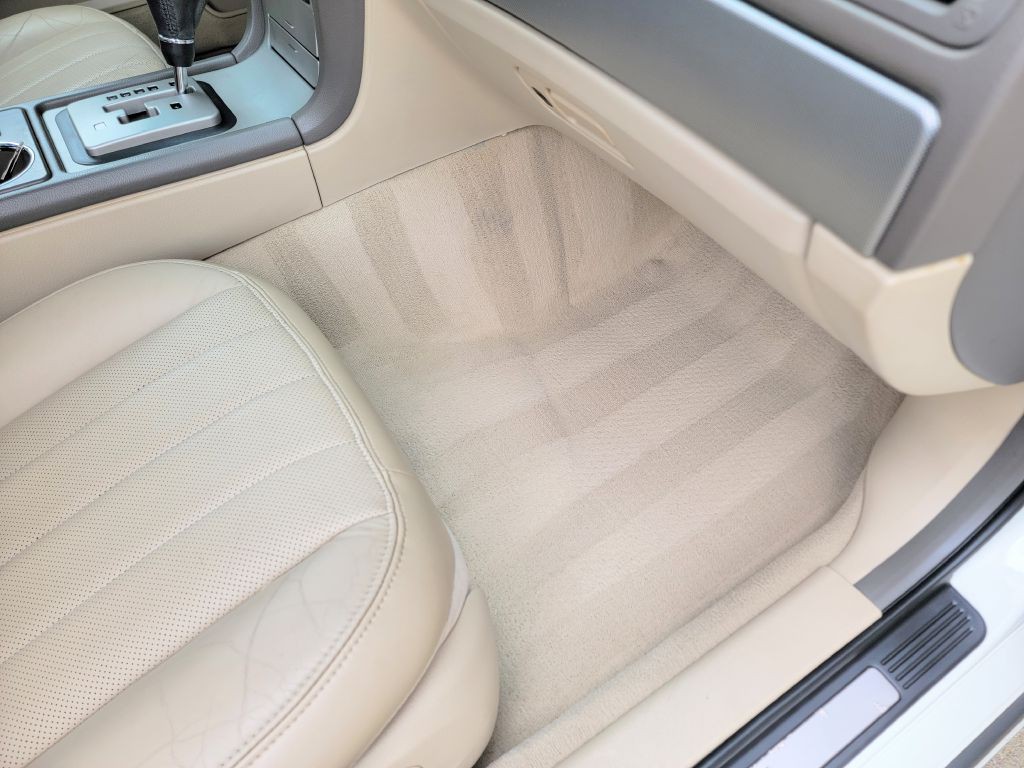 2006 Lincoln LS Image 38