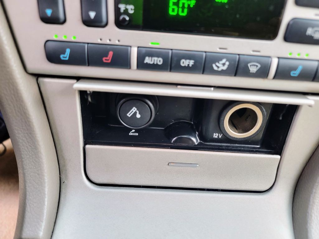 2006 Lincoln LS Image 46