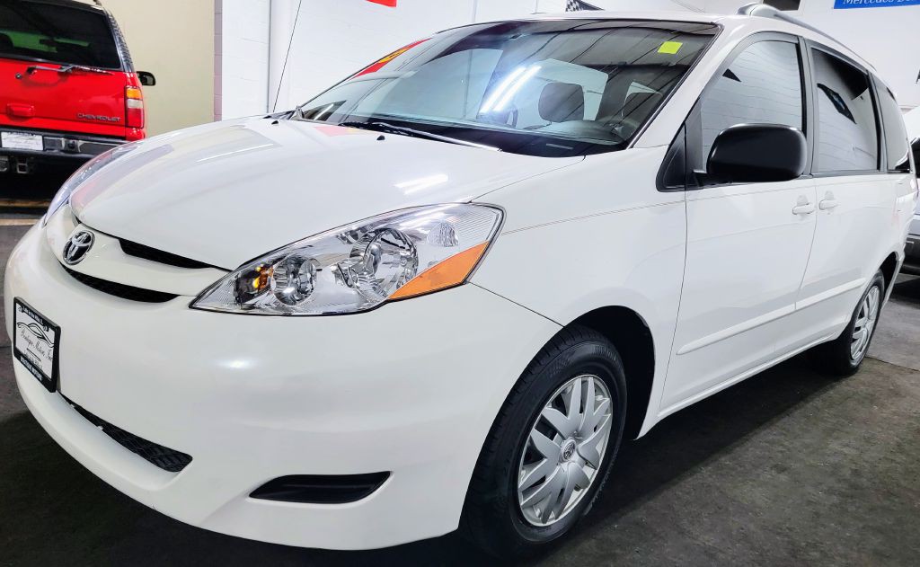 2007 Toyota Sienna Image 5