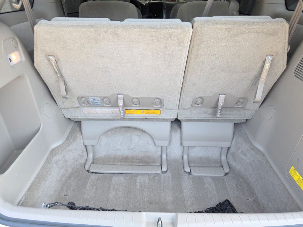 2007 Toyota Sienna Image 26