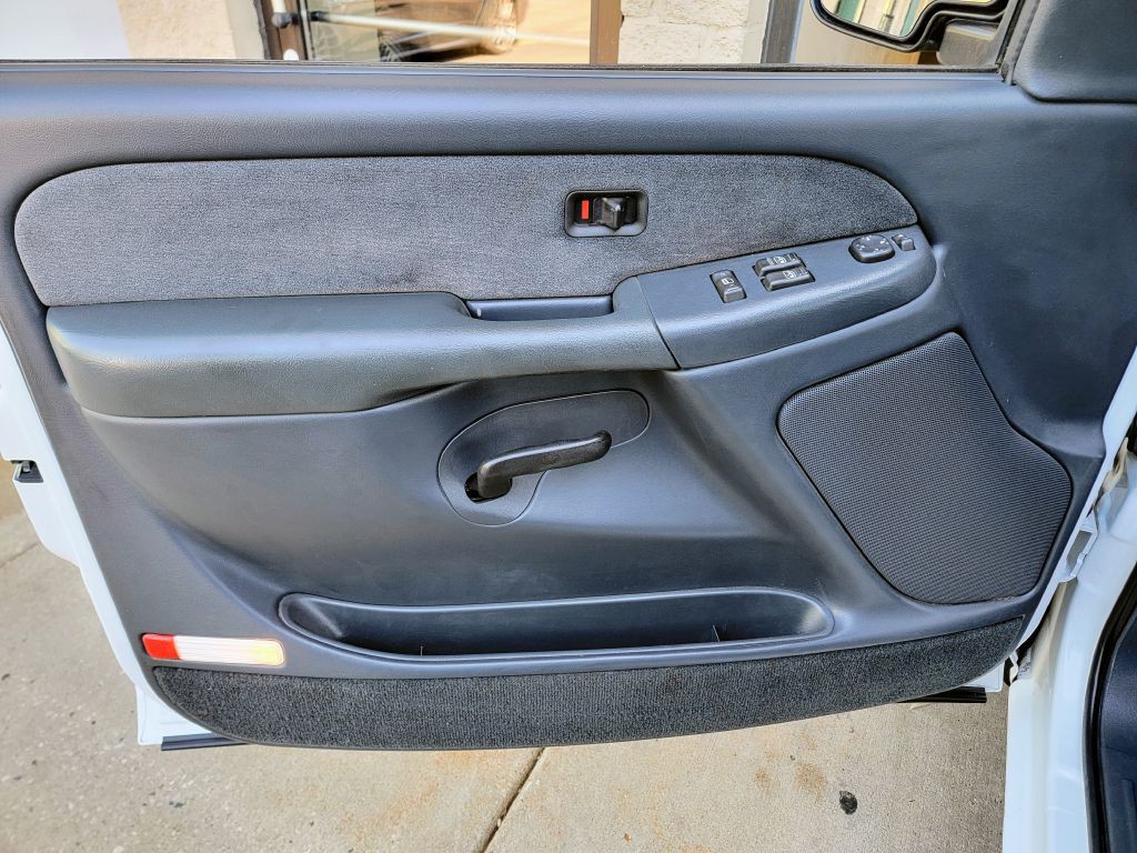 2001 Chevrolet Silverado 1500 Image 11