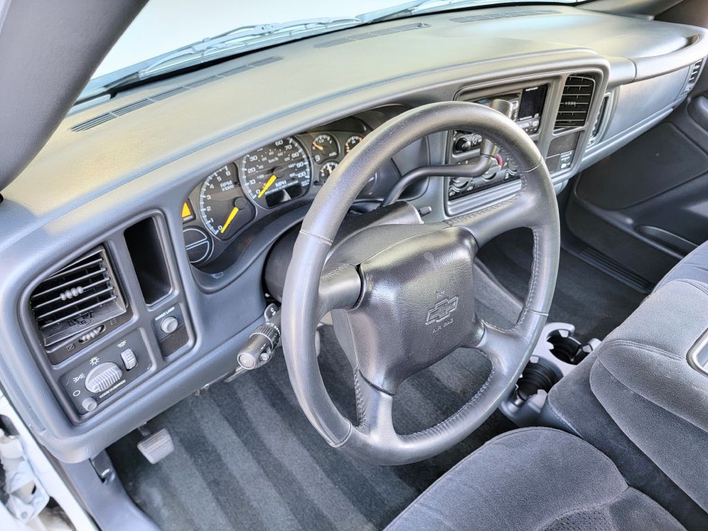 2001 Chevrolet Silverado 1500 Image 12
