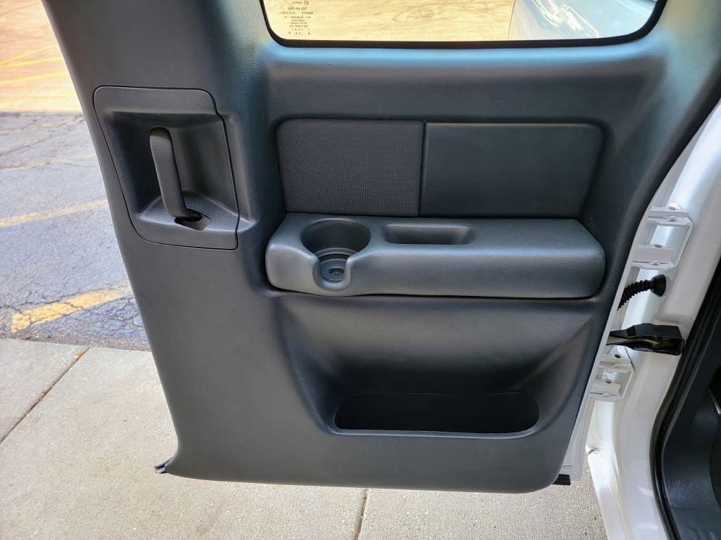 2001 Chevrolet Silverado 1500 Image 25
