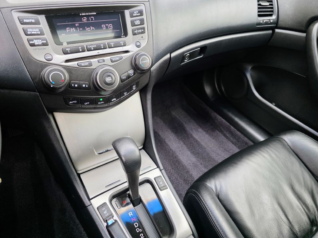 2007 Honda Accord Image 19