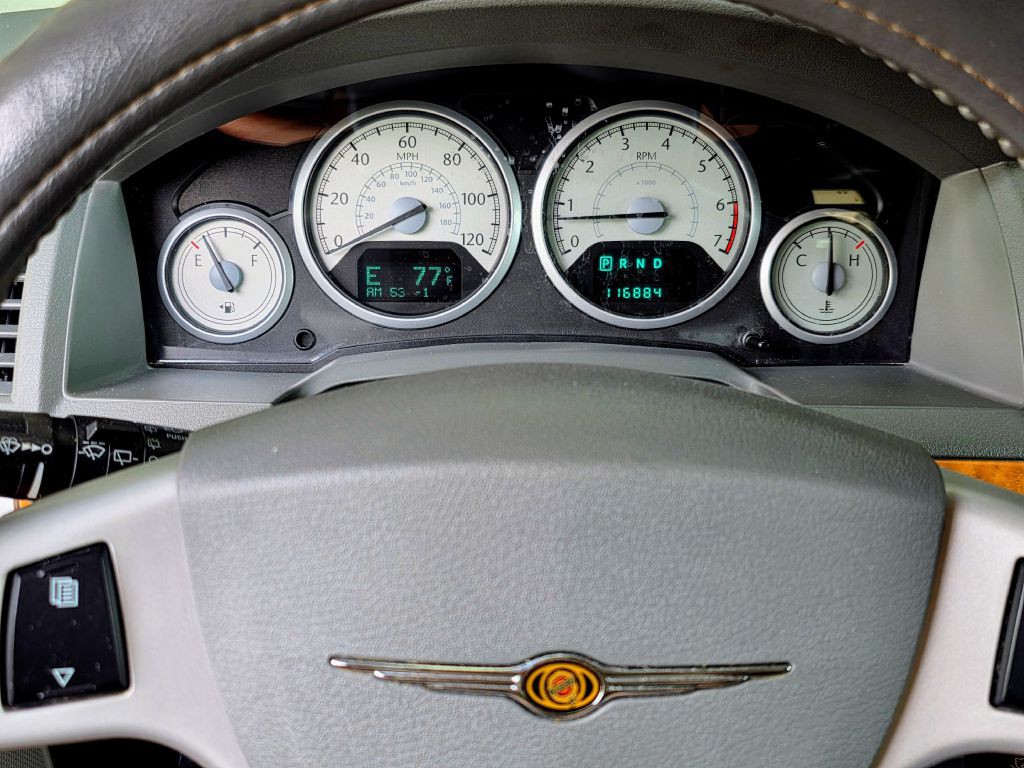 2008 Chrysler Town & Country Image 13