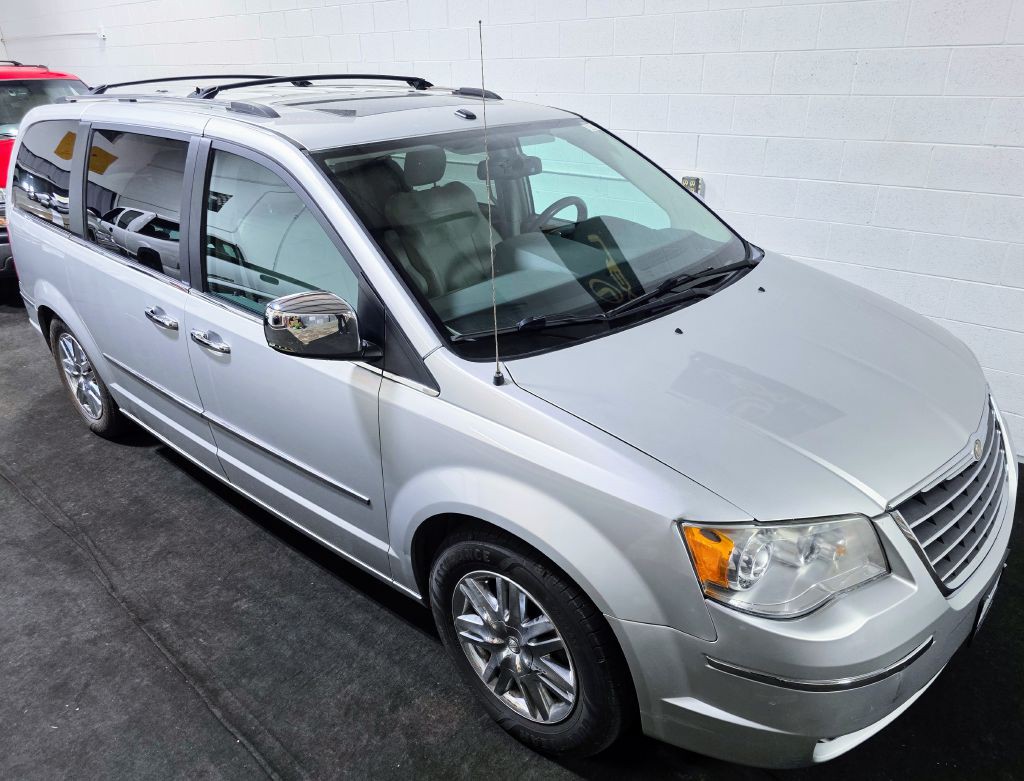 2008 Chrysler Town & Country Image 35