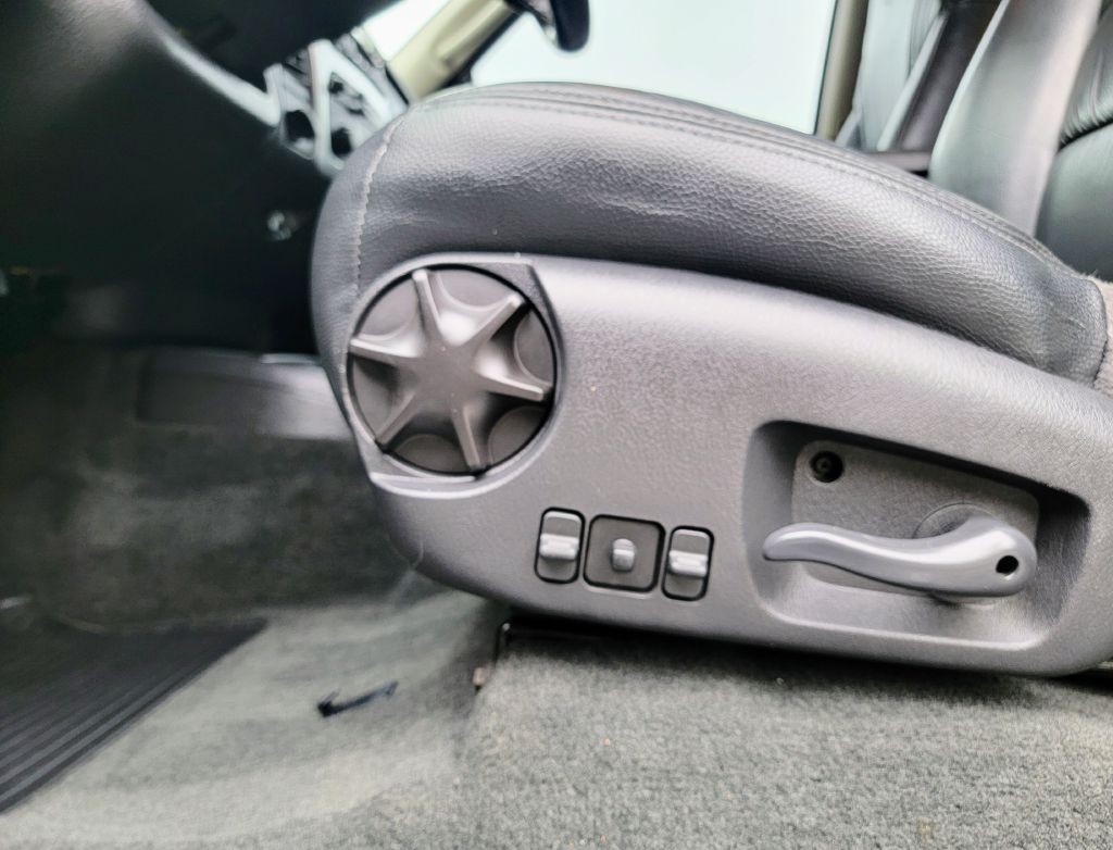 2003 Dodge Durango Image 9
