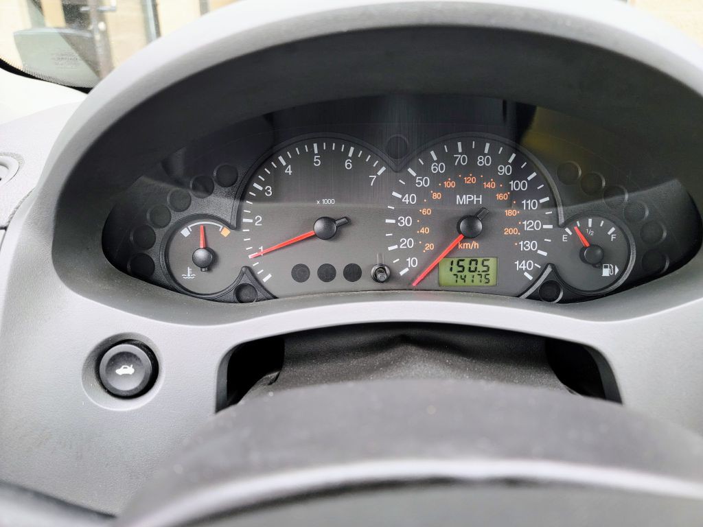 2005 Ford Focus Image 26