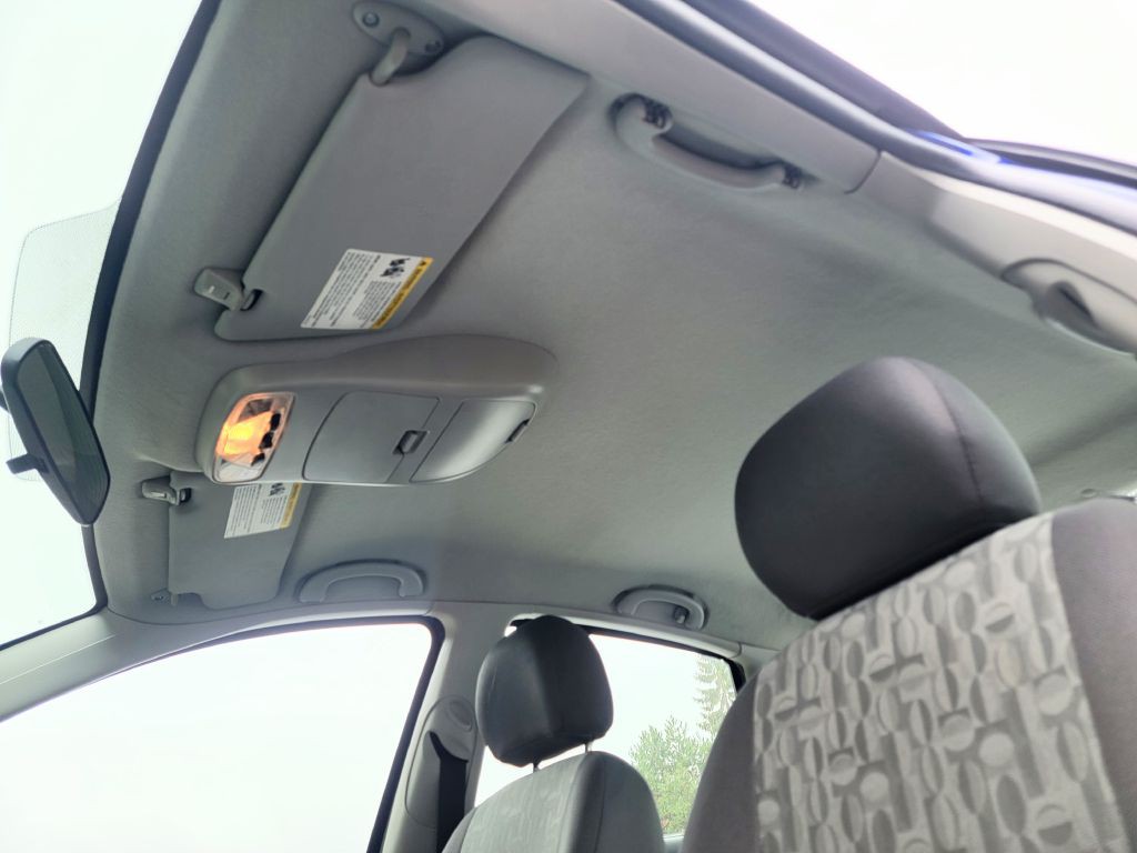 2005 Ford Focus Image 27