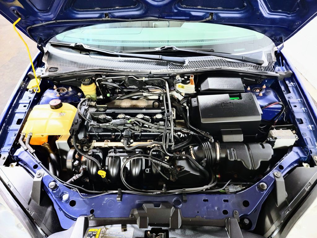 2005 Ford Focus Image 31