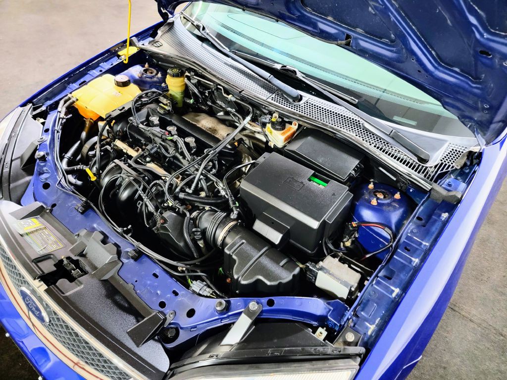 2005 Ford Focus Image 32