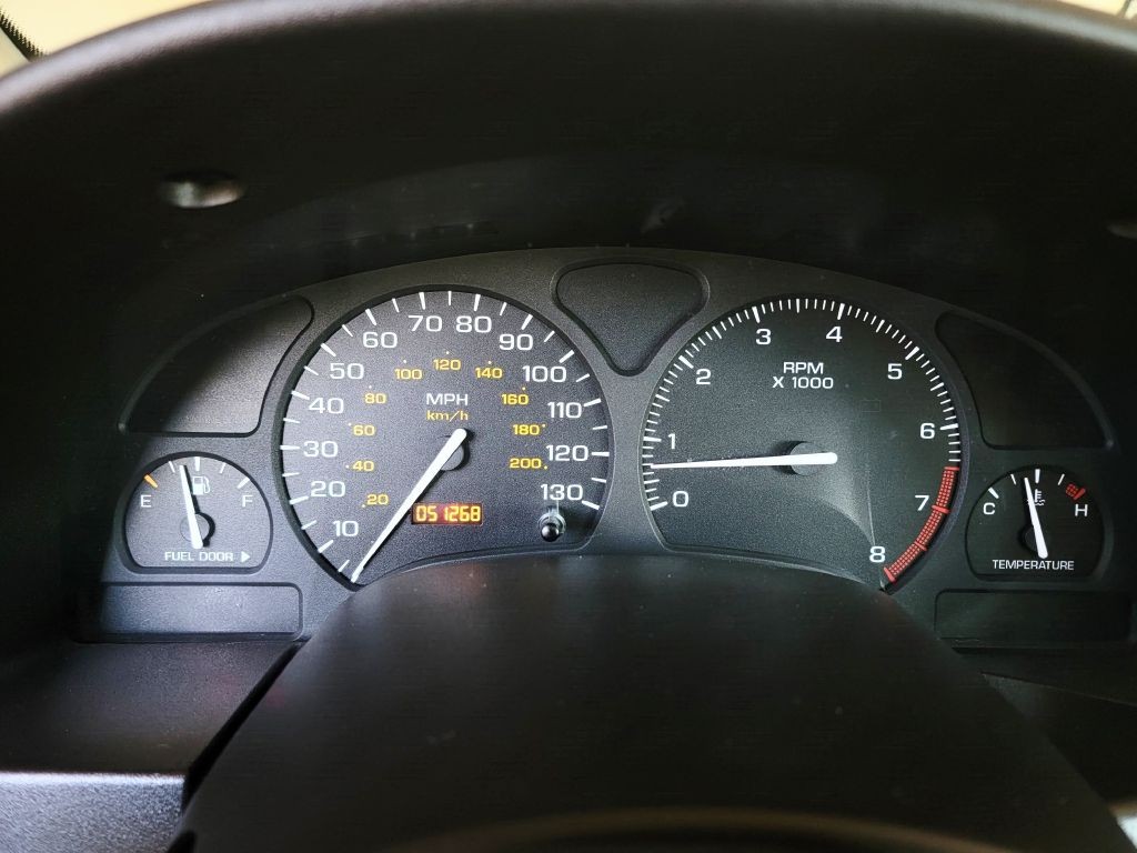 2002 Saturn Vue Image 8