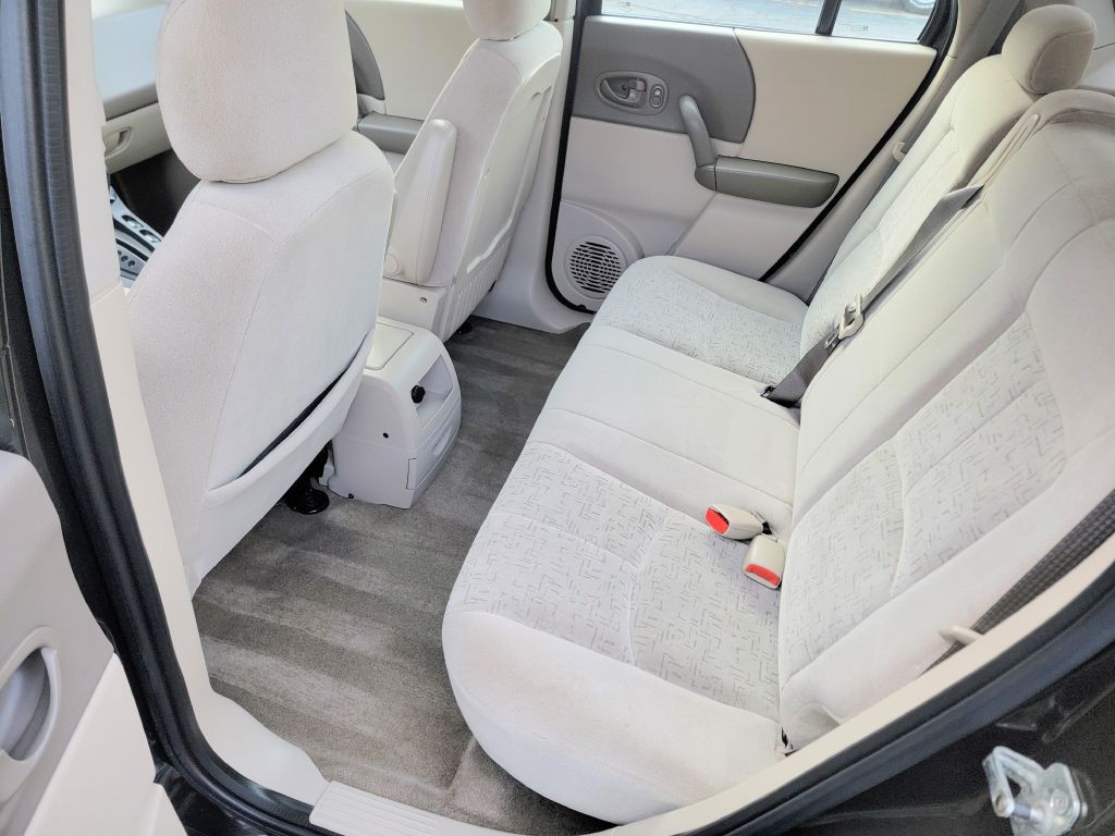 2002 Saturn Vue Image 9