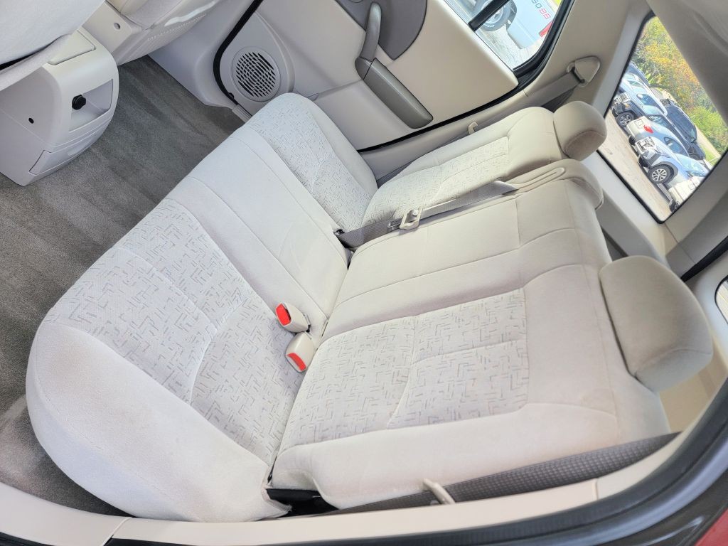2002 Saturn Vue Image 11