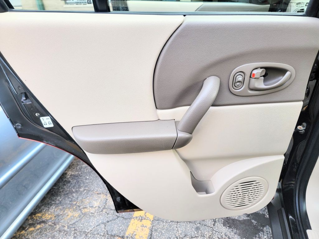 2002 Saturn Vue Image 12