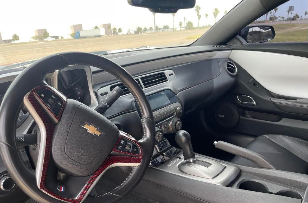 2012 Chevrolet Camaro Image 6