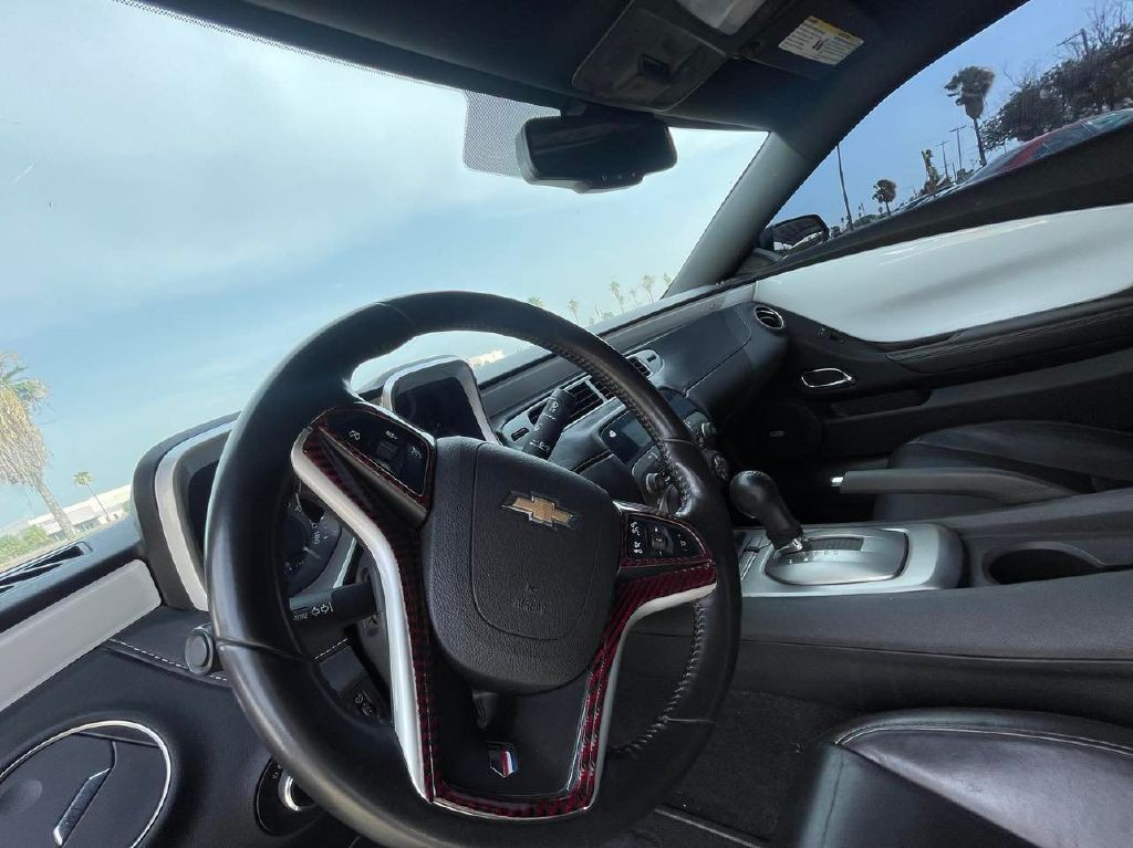 2012 Chevrolet Camaro Image 7