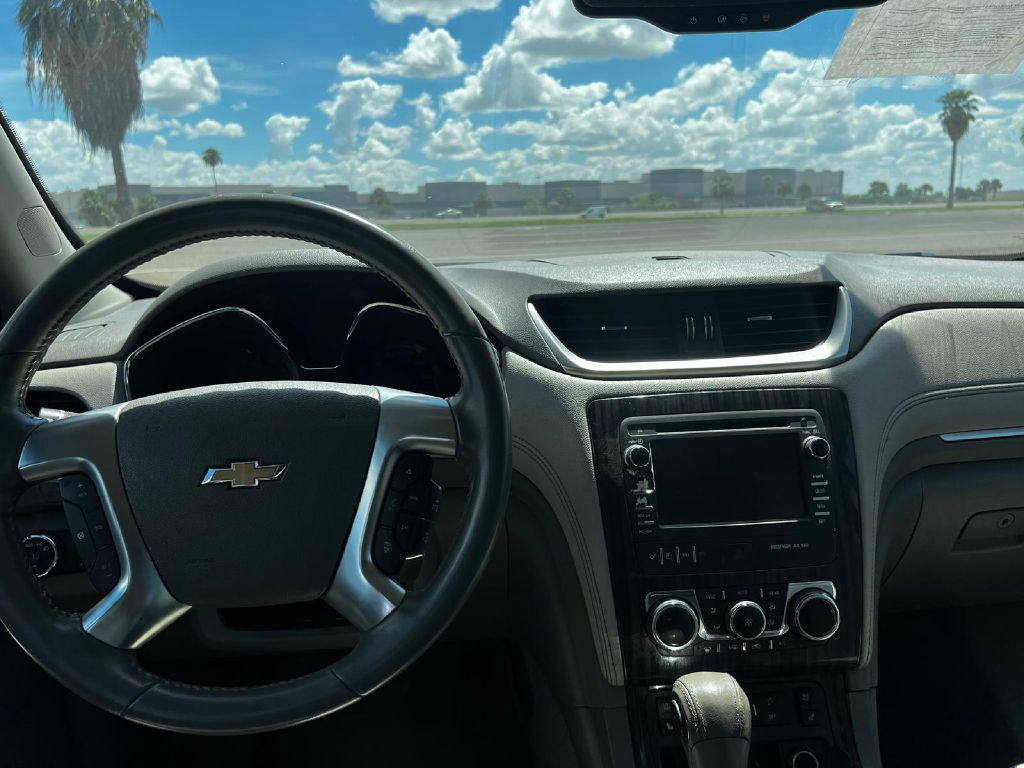 2013 Chevrolet Traverse Image 6