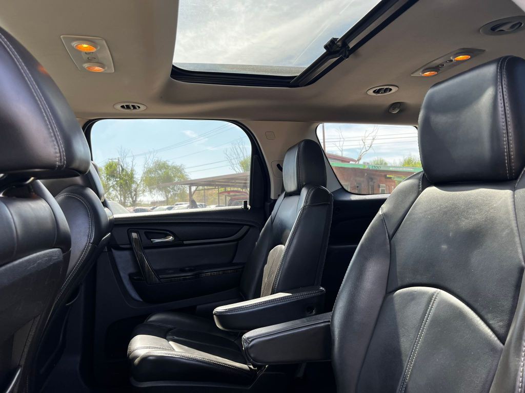 2013 GMC Acadia Image 7